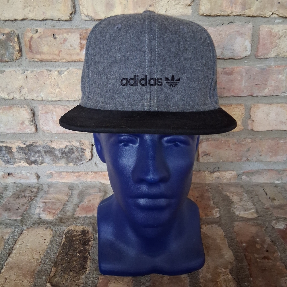 ADIDAS ORIGINAL LOGO HAT WOOL MIX FLAT BRIM ADJUSTABLE